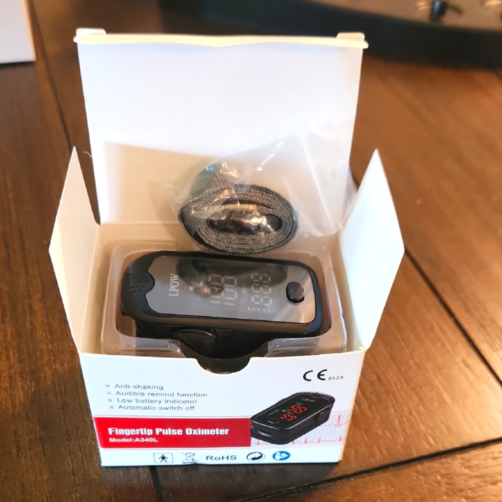 Black Fingertip Pulse Oximeter NEW